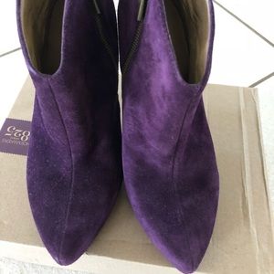 Jessica Simpson suede leather boots